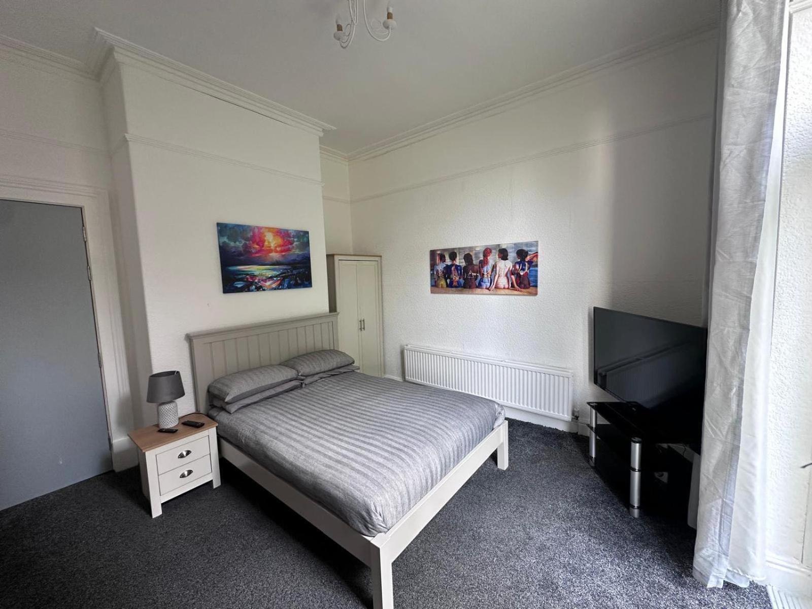 @22 Hotel Биркенхед Екстериор снимка
